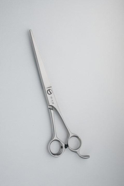 菊王冠 ストレートシザー オカッパ型