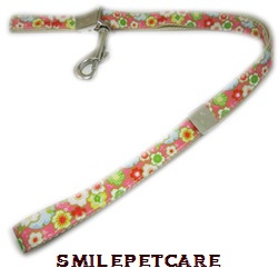 ちょっと太めのトリミング用リード アジャスタブル 和柄 ピンク/唐草 （ ピンク ）